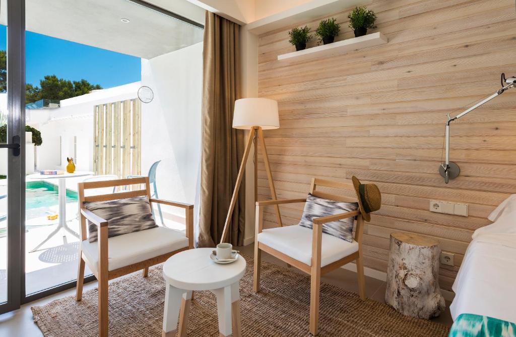 Swim-Up-kamer-Fergus-Style-Palmanova