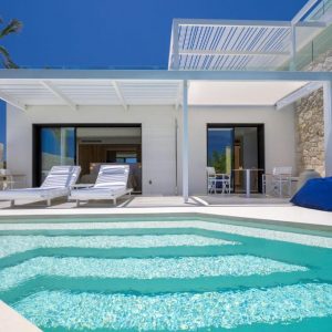 The Island Concept kamers met Privé Zwembad