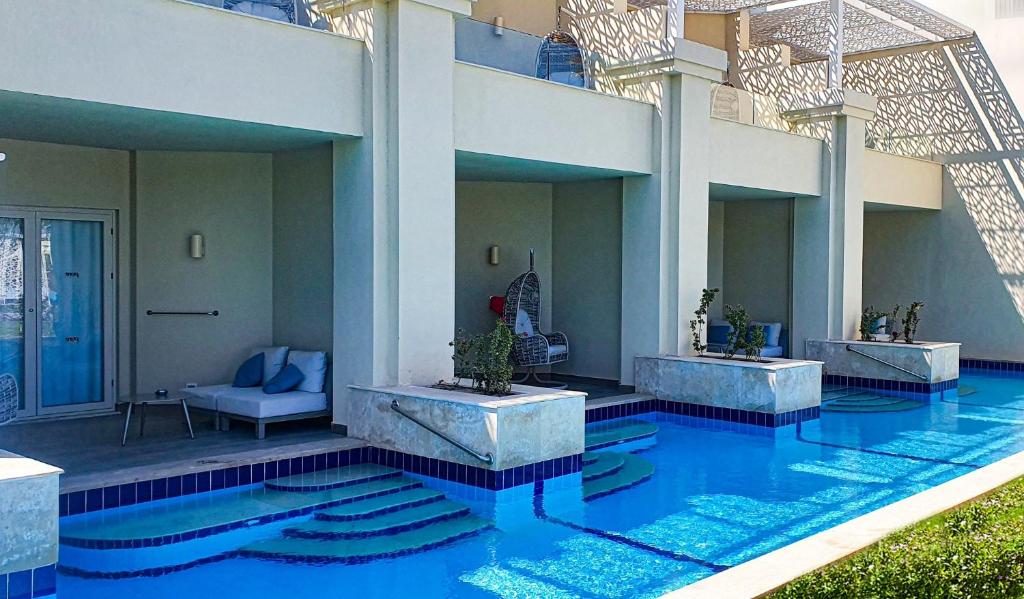 Suite-aan-Gedeeld-Zwembad