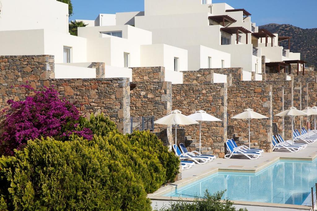 Maisonette-met-Gedeeld-Zwembad