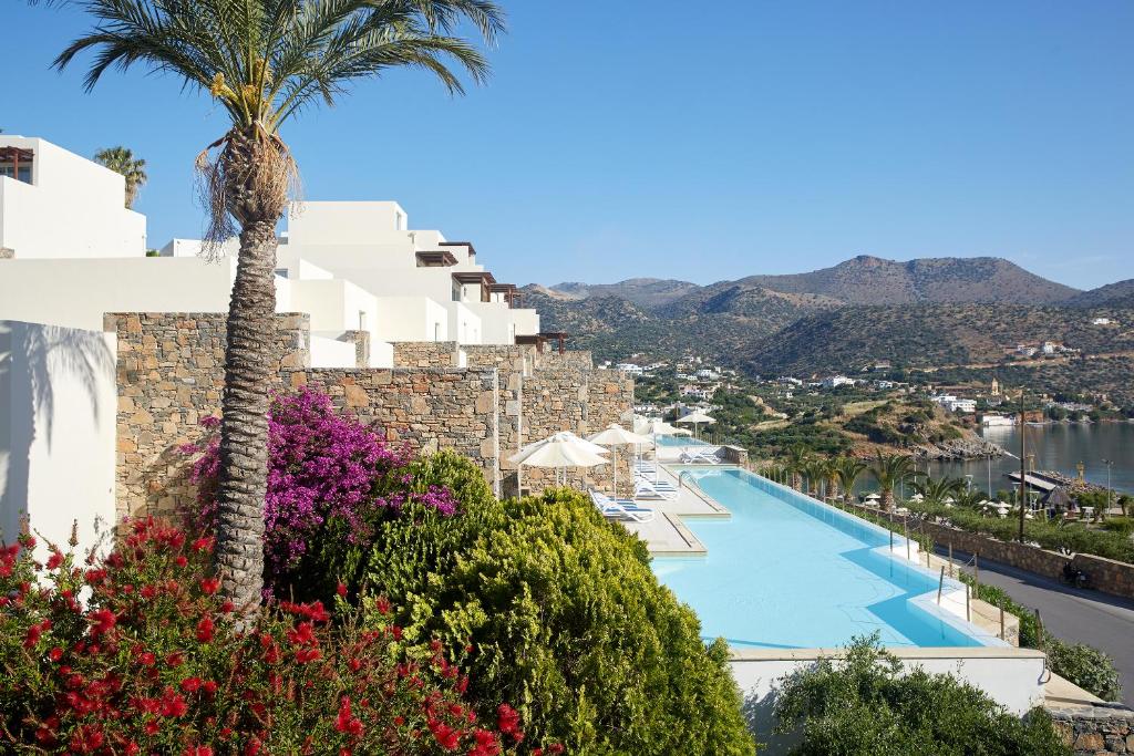 Swim up kamers Wyndham Grand Crete Mirabello Bay
