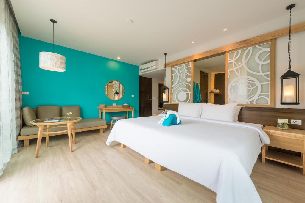 Interieur-Swim-Up-Kamer-The-Waters-Khao-Lak