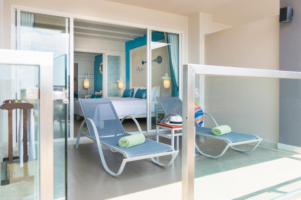 Terras-Familie-Swim-Up-Room