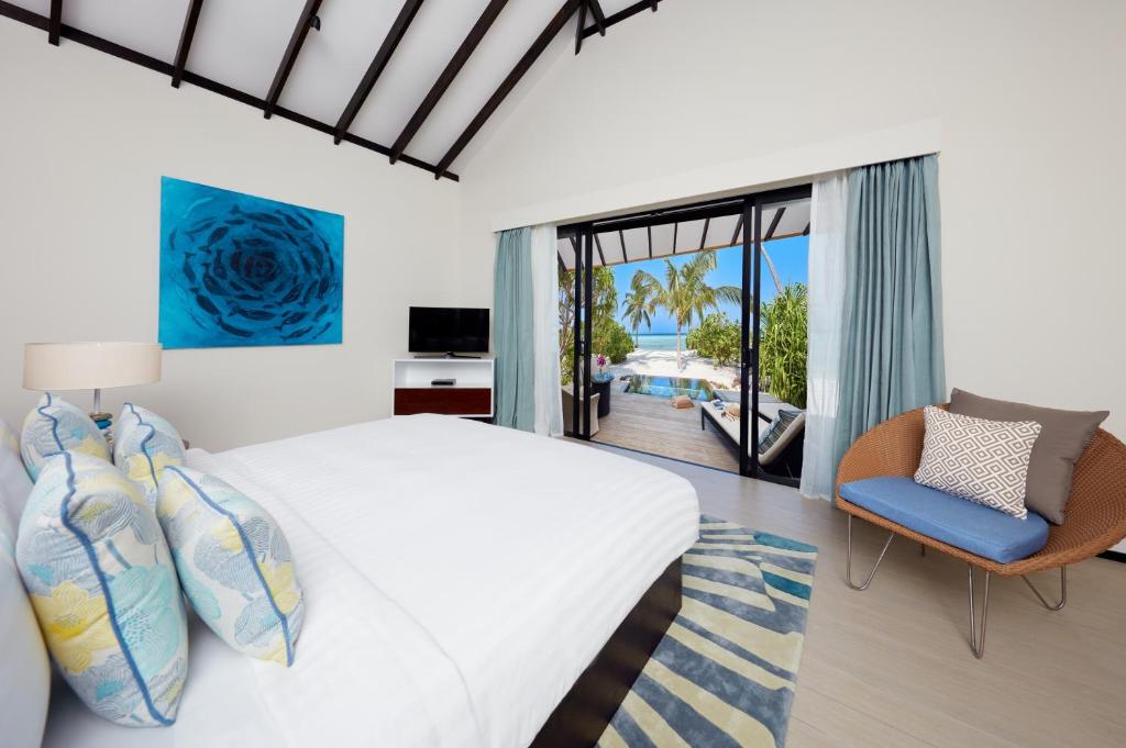 Villa-met-Uitzicht-op-de-Zonsondergang-en-Zwembad