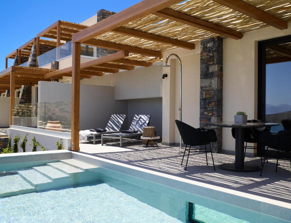 Hotelkamers met Privé Zwembad op Kreta in Griekenland