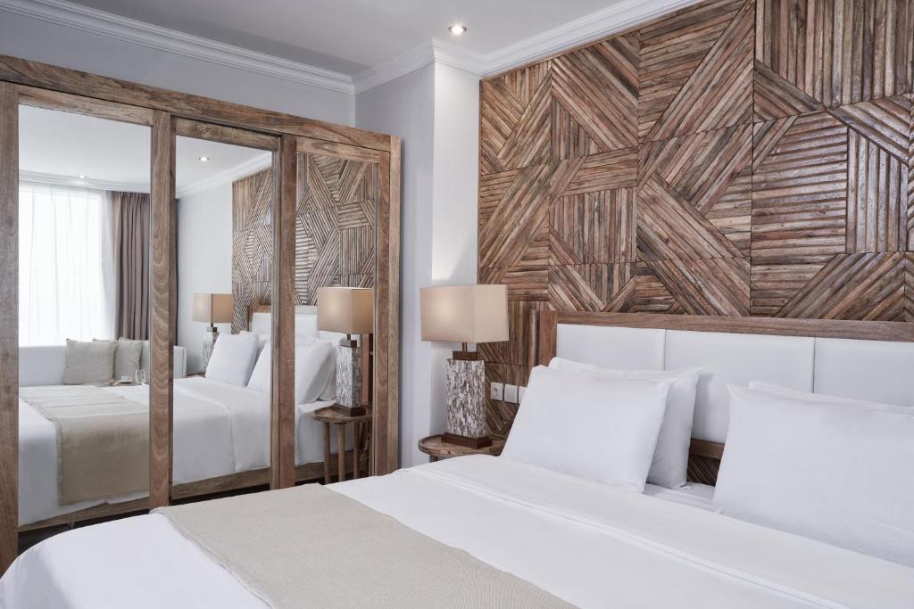 Hotelkamer met Privé Zwembad op Corfu - Griekenland