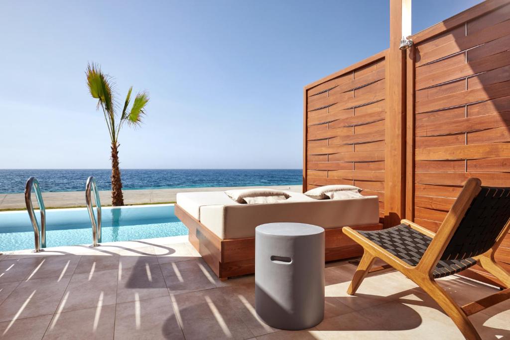 Enorme Santanna Island Swim-Up Kamers Kreta